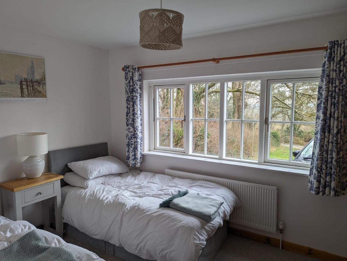 Cosy 2-Bed Property In Ashburton Dartmoor Ньютон Эбэт Экстерьер фото